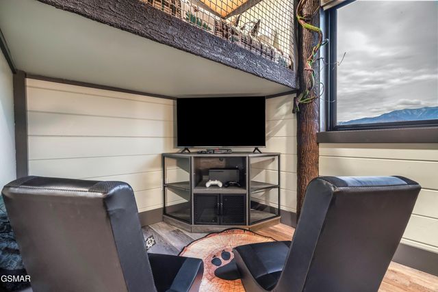 4875 Settlers View Lane, Sevierville, TN 37862