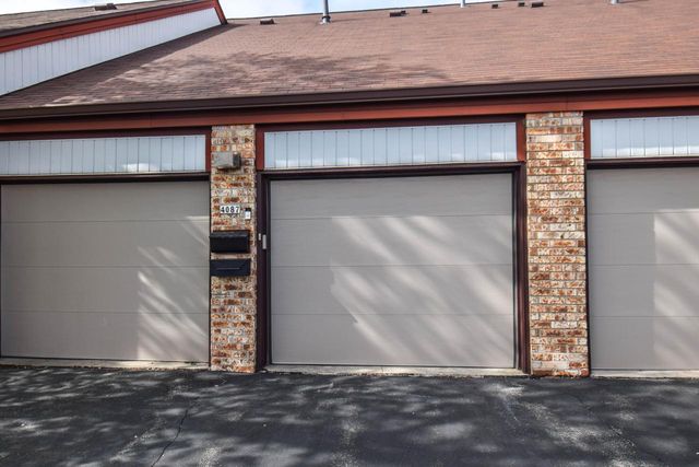 4087 College AVENUE, Milwaukee, WI 53221