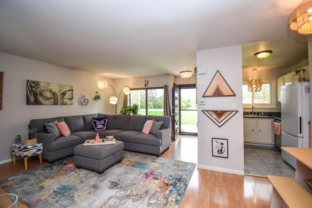 4087 College AVENUE, Milwaukee, WI 53221
