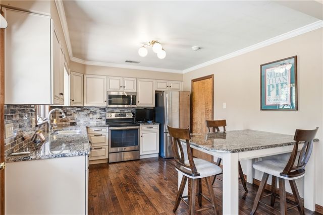 1035 Gameland Road, Donegal, PA 16025