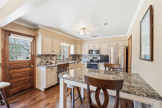 1035 Gameland Road, Donegal, PA 16025