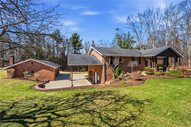 1035 Gameland Road, Donegal, PA 16025