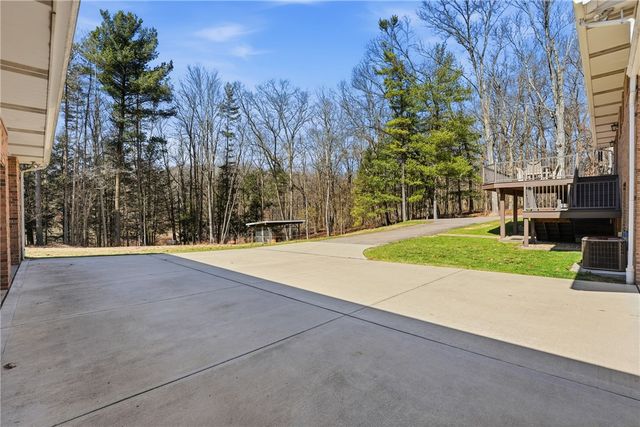 1035 Gameland Road, Donegal, PA 16025