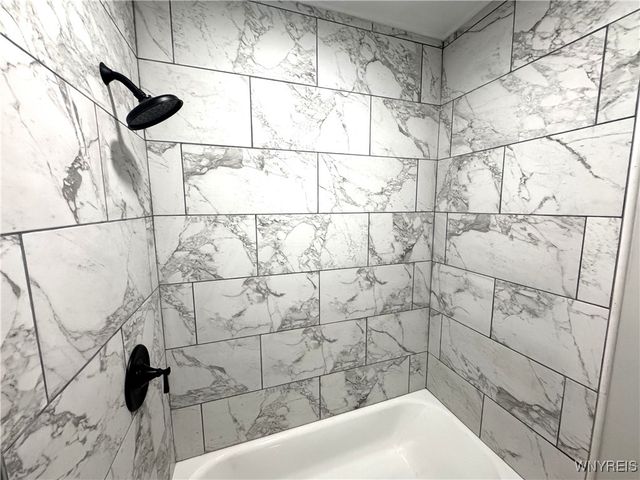 4011 Bell Street, Niagara Falls, NY 14305