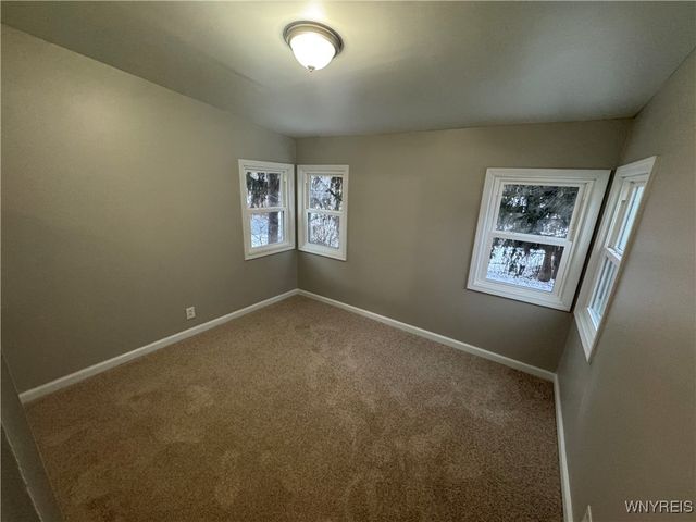 4011 Bell Street, Niagara Falls, NY 14305