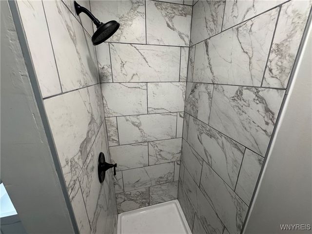 4011 Bell Street, Niagara Falls, NY 14305