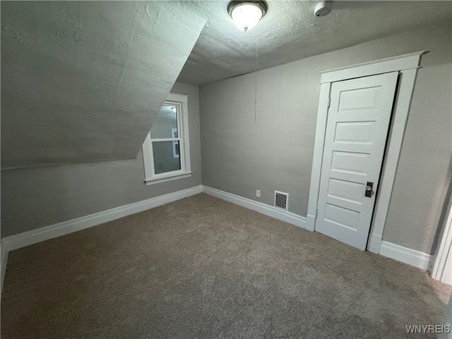 4011 Bell Street, Niagara Falls, NY 14305