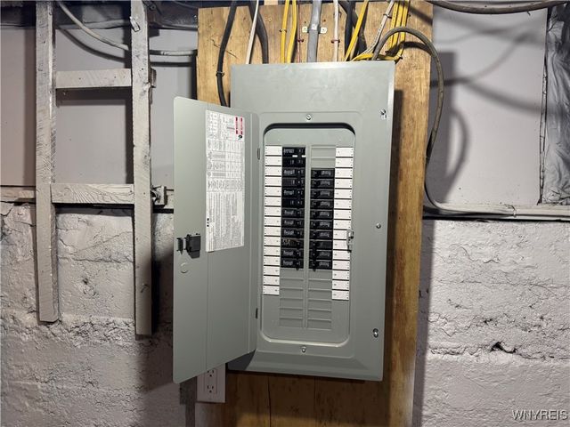 4011 Bell Street, Niagara Falls, NY 14305