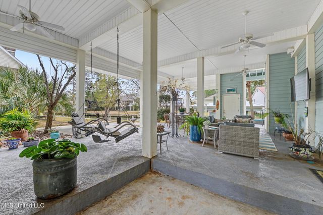 113 Youngswood Loop, Pass Christian, MS 39571