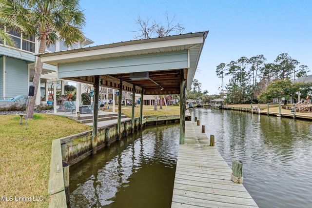 113 Youngswood Loop, Pass Christian, MS 39571