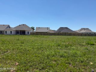 606 Whispering Meadows Road, Broussard, LA 70518
