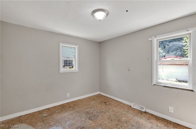 4134 E 142nd Street, Cleveland, OH 44128