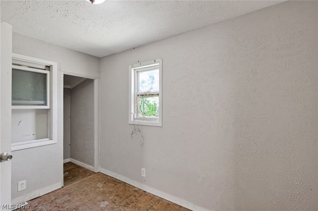 4134 E 142nd Street, Cleveland, OH 44128