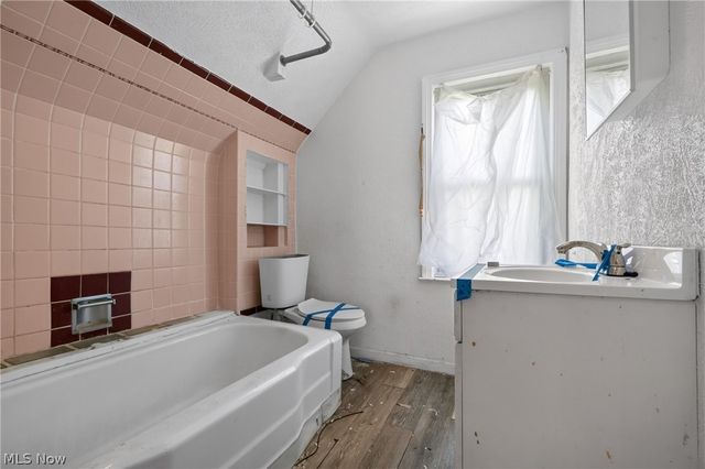 4134 E 142nd Street, Cleveland, OH 44128