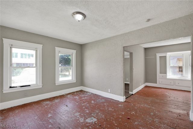 4134 E 142nd Street, Cleveland, OH 44128