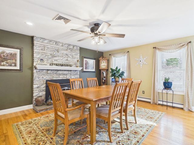 300 Country Hill Dr, Dighton, MA 02764