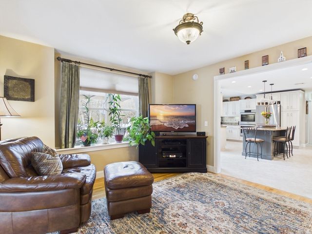 300 Country Hill Dr, Dighton, MA 02764