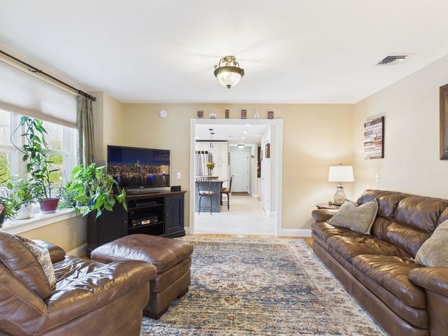 300 Country Hill Dr, Dighton, MA 02764