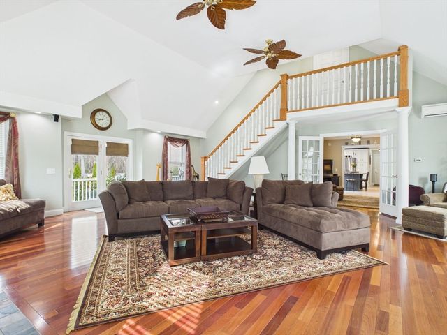 300 Country Hill Dr, Dighton, MA 02764