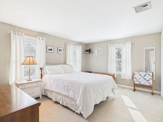 300 Country Hill Dr, Dighton, MA 02764