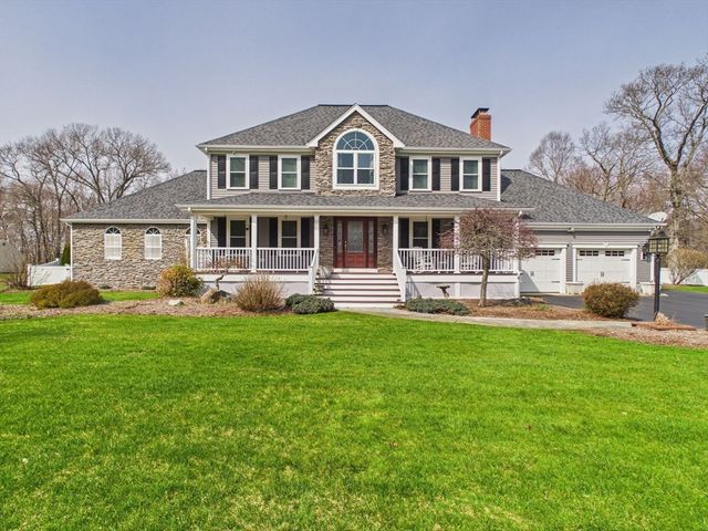 300 Country Hill Dr, Dighton, MA 02764