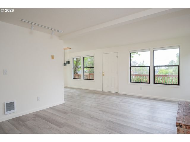 550 Se 58TH Ave, Portland, OR 97215