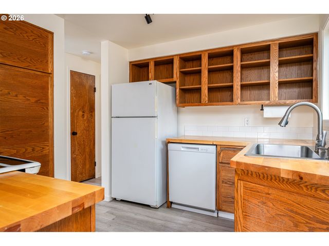 550 Se 58TH Ave, Portland, OR 97215