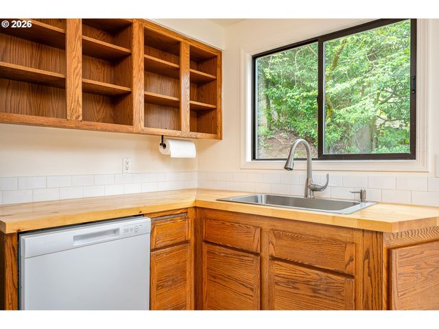 550 Se 58TH Ave, Portland, OR 97215