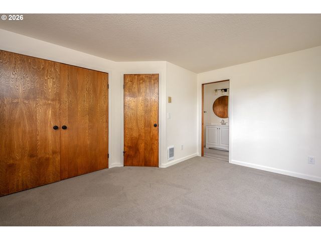 550 Se 58TH Ave, Portland, OR 97215