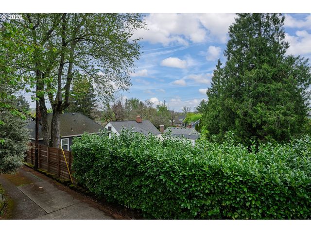 550 Se 58TH Ave, Portland, OR 97215