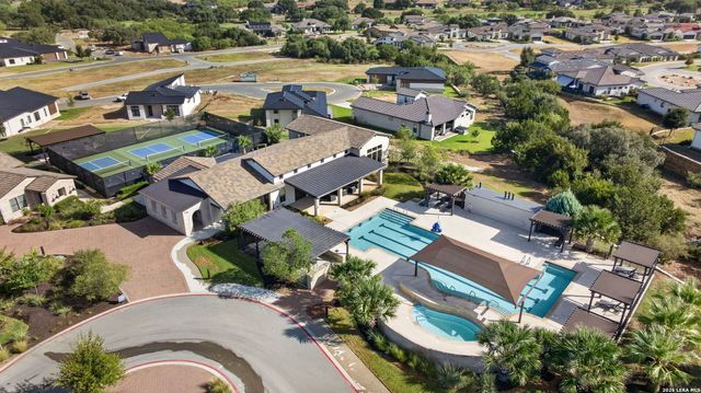 122 Rivalto Dr, Horseshoe Bay, TX 78657