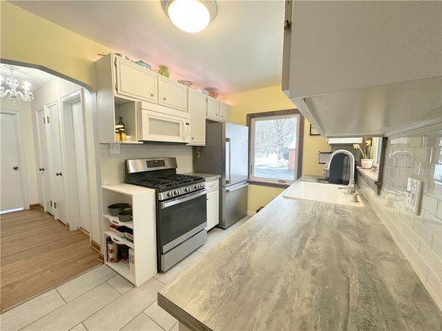 3933 Hardt Dr, Richland, PA 15044