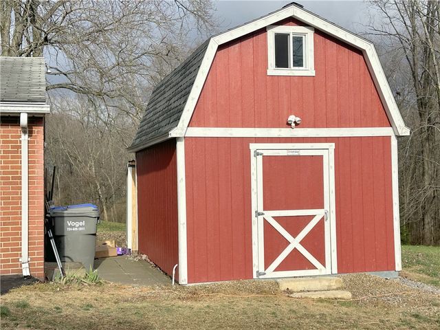 3933 Hardt Dr, Richland, PA 15044