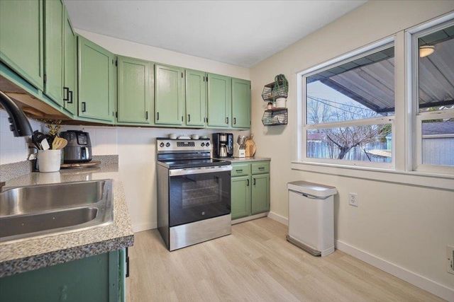 5822 N Elgin St, Spokane, WA 99205