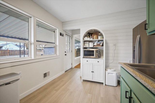 5822 N Elgin St, Spokane, WA 99205