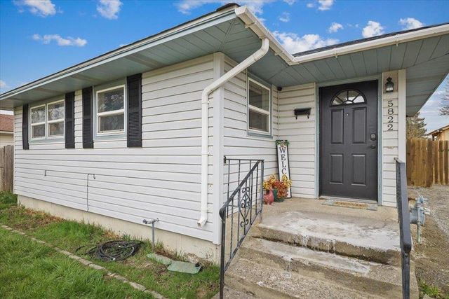 5822 N Elgin St, Spokane, WA 99205