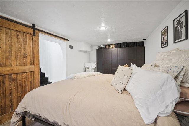 5822 N Elgin St, Spokane, WA 99205