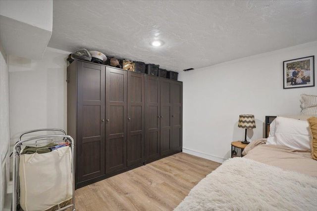 5822 N Elgin St, Spokane, WA 99205