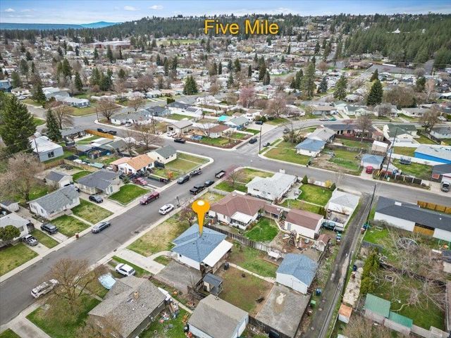 5822 N Elgin St, Spokane, WA 99205