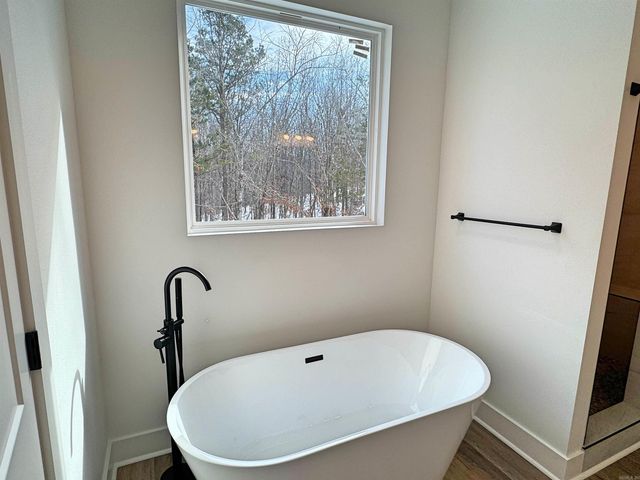 150 Caddy Cove Ln., Mountain View, AR 72560