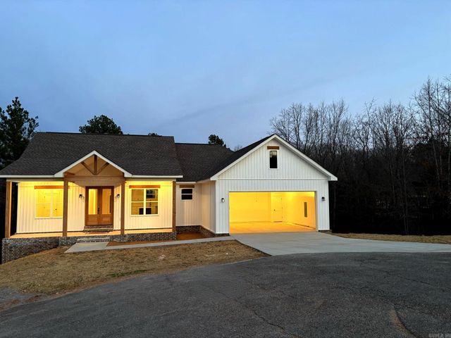 150 Caddy Cove Ln., Mountain View, AR 72560