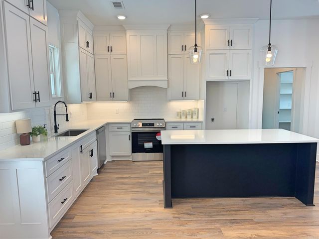 150 Caddy Cove Ln., Mountain View, AR 72560