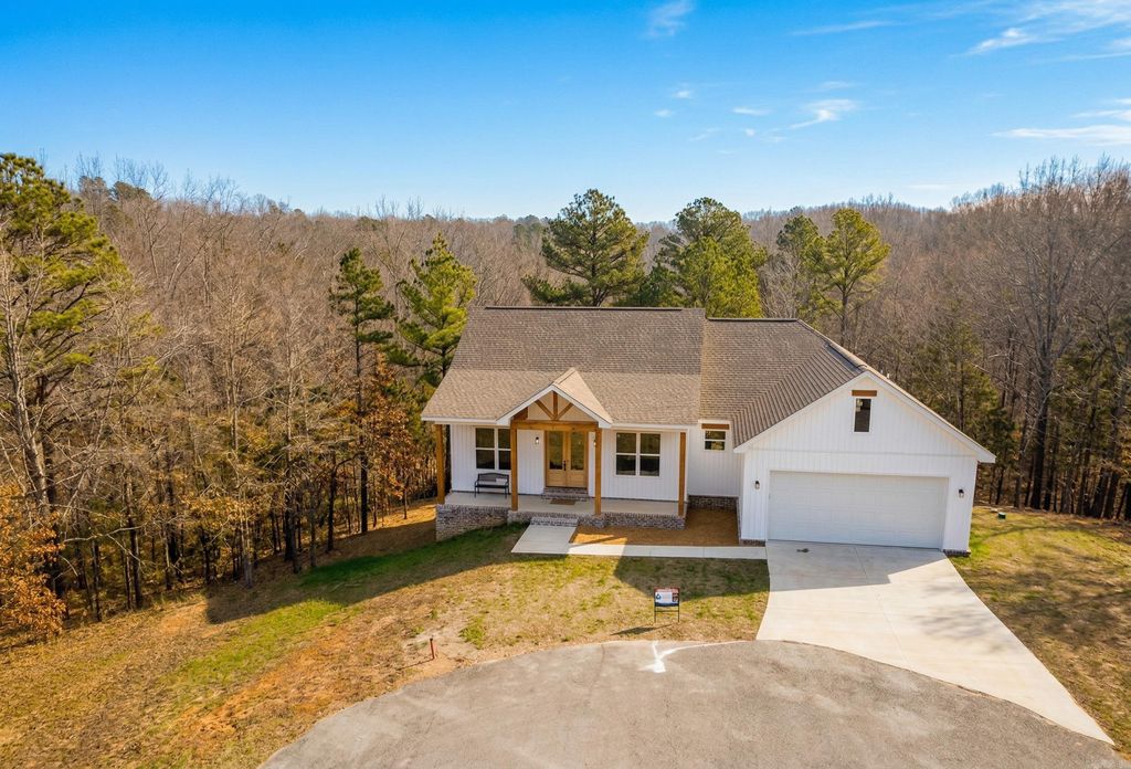 150 Caddy Cove Ln., Mountain View, AR 72560