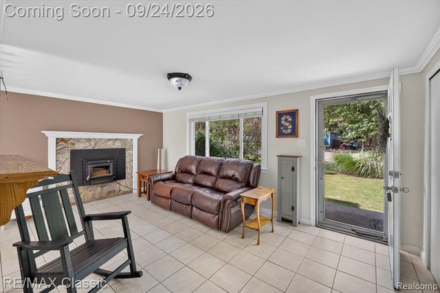 505 E Baker Road, Highland, MI 48357