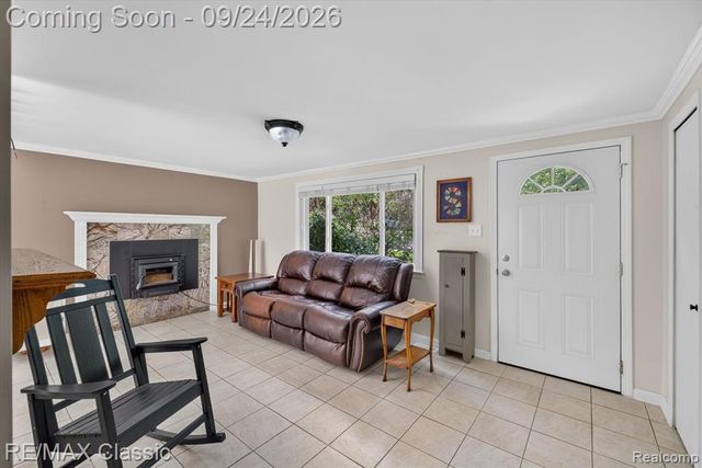 505 E Baker Road, Highland, MI 48357