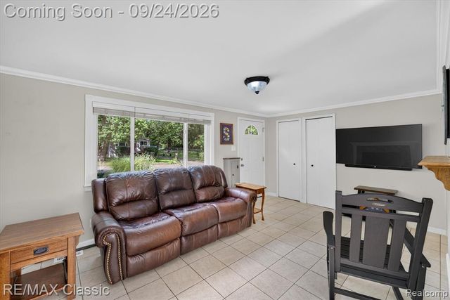 505 E Baker Road, Highland, MI 48357