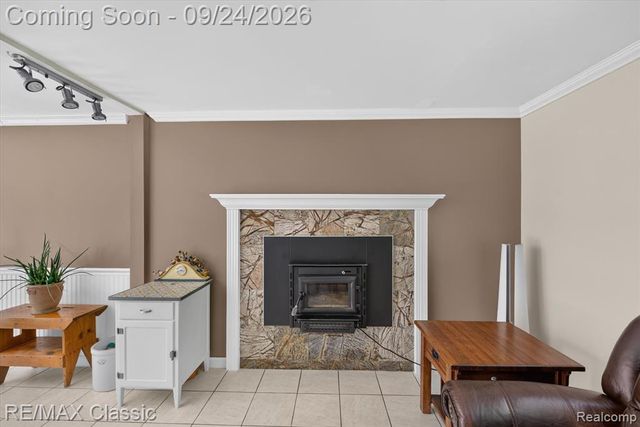 505 E Baker Road, Highland, MI 48357