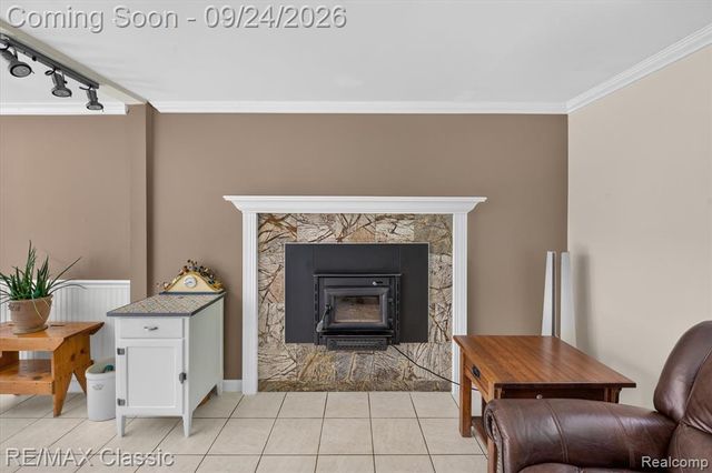 505 E Baker Road, Highland, MI 48357