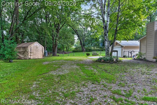 505 E Baker Road, Highland, MI 48357