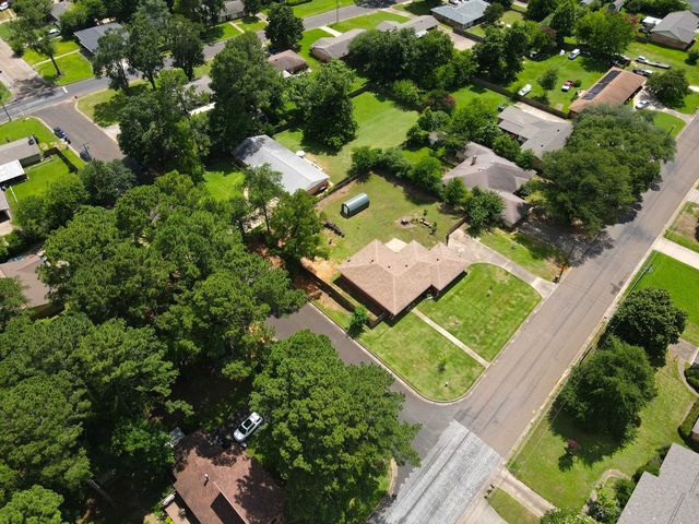 500 W Terrace, Longview, TX 75601